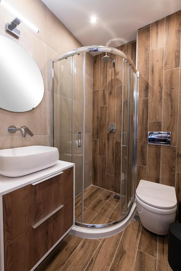 J Villara'S Luxury Suites Θεσσαλονίκη Εξωτερικό φωτογραφία