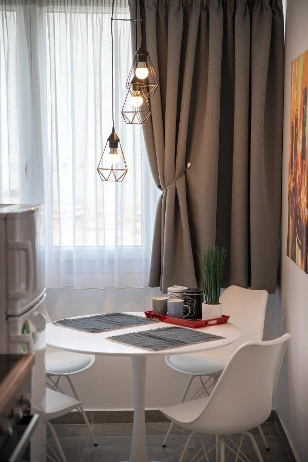 J Villara'S Luxury Suites Θεσσαλονίκη Εξωτερικό φωτογραφία